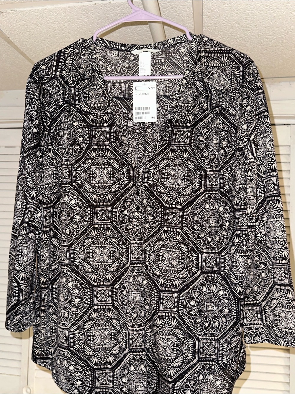 H&M Black and White Printed Long-Sleeve Tunic Top